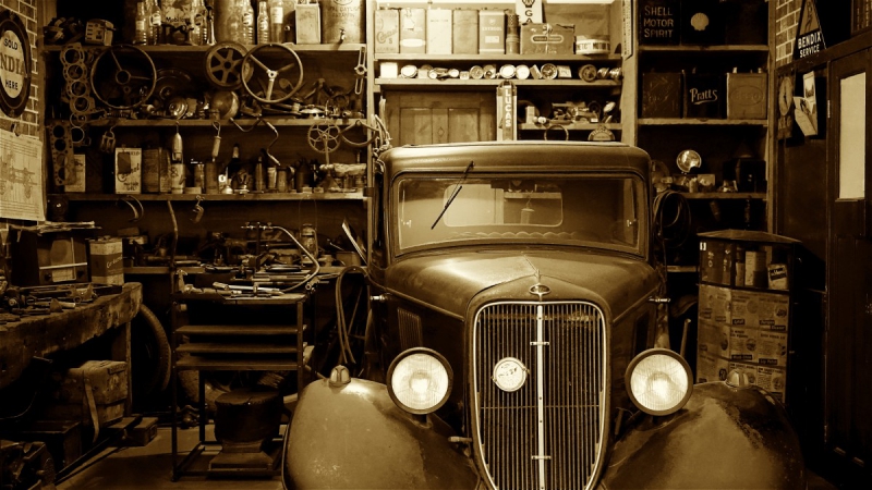 boutique-CAMPS LA SOURCE-min_antique_auto_automobile_automotive_car_classic_equipment_fix-1169797